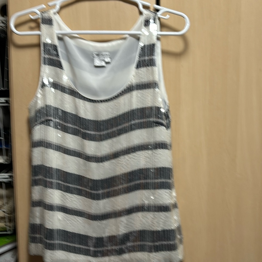Women’s Sequined Top